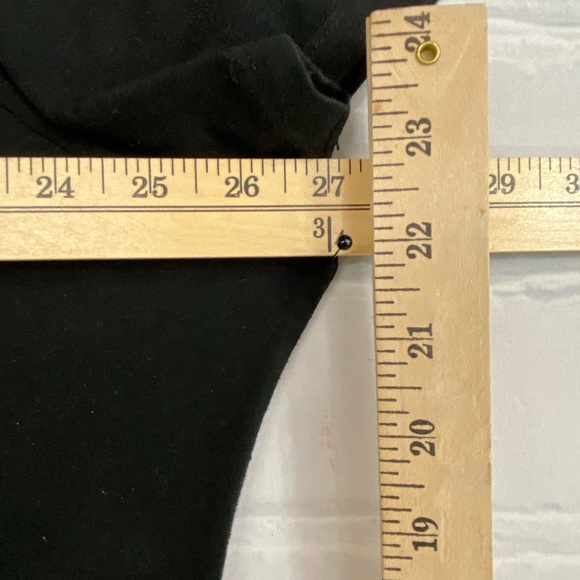 COPY - Plus Guns & Roses Tee - Picture 4 of 9